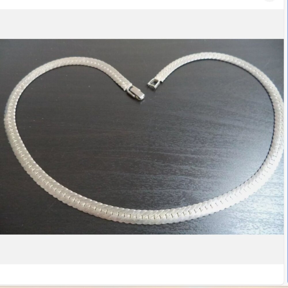 VINTAGE ESTATE SILVER TONE 18.5" NECKLACE 1978